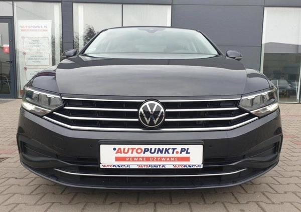 Volkswagen Passat cena 94900 przebieg: 99019, rok produkcji 2021 z Warszawa małe 407